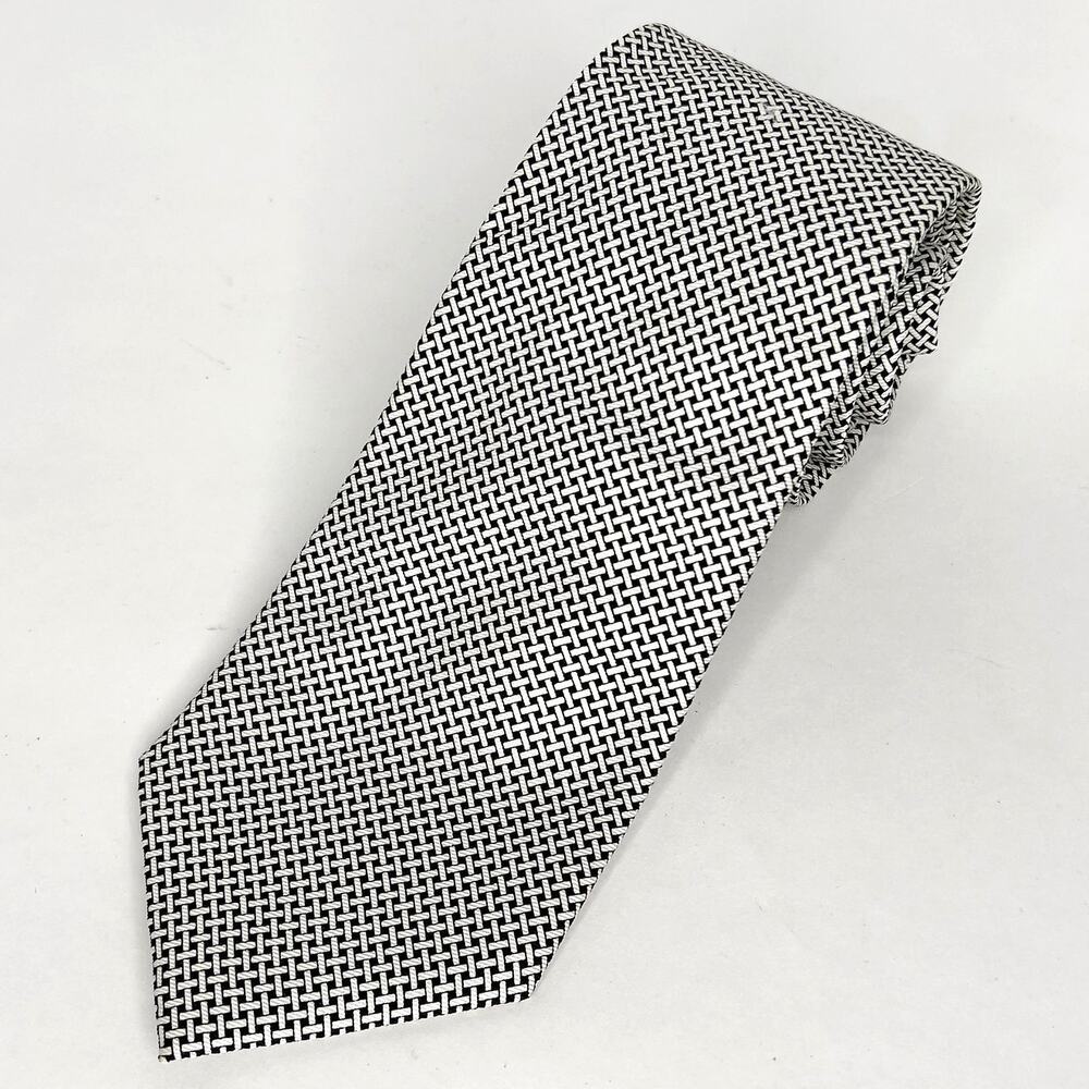 J McLaughlin Mens Silk Tie Black Silver Geometric Pattern Classic